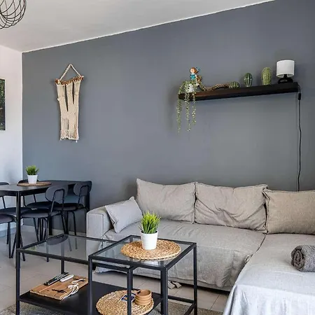 Auralis Apartment *